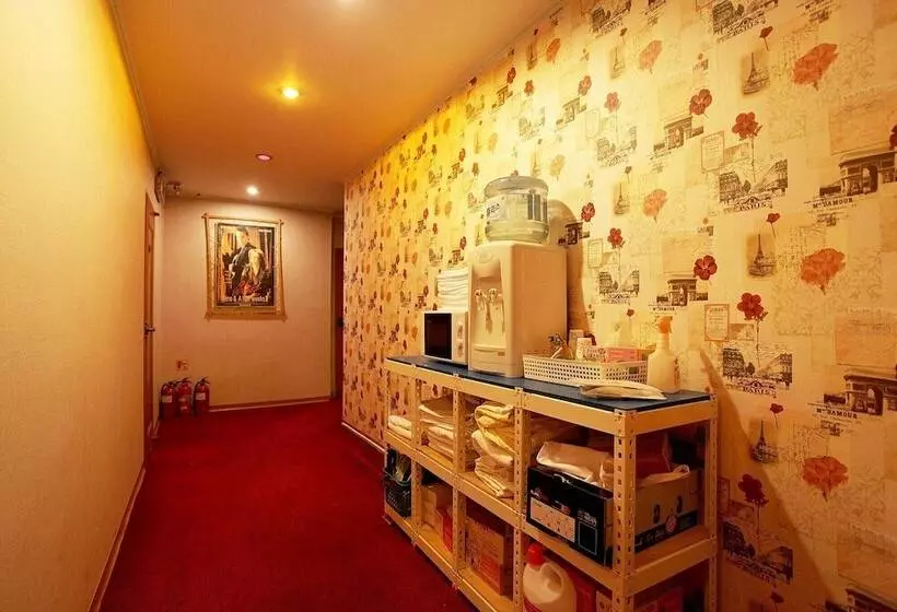 Hotelli Goyang Everville