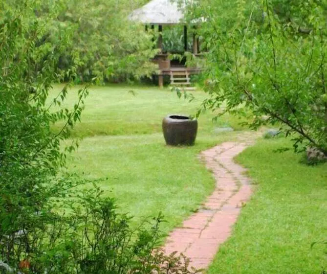 هتل Old Five Guesthouse