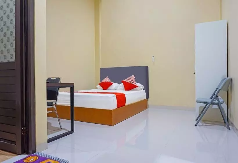 Hotelli O Homestay Anitha Syariah Makassar