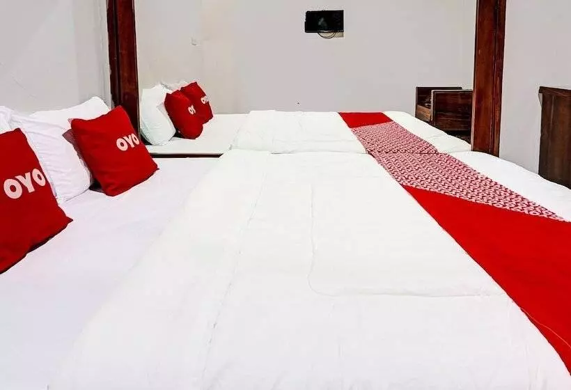 هتل Oyo 91679 Villa Juanda Syariah