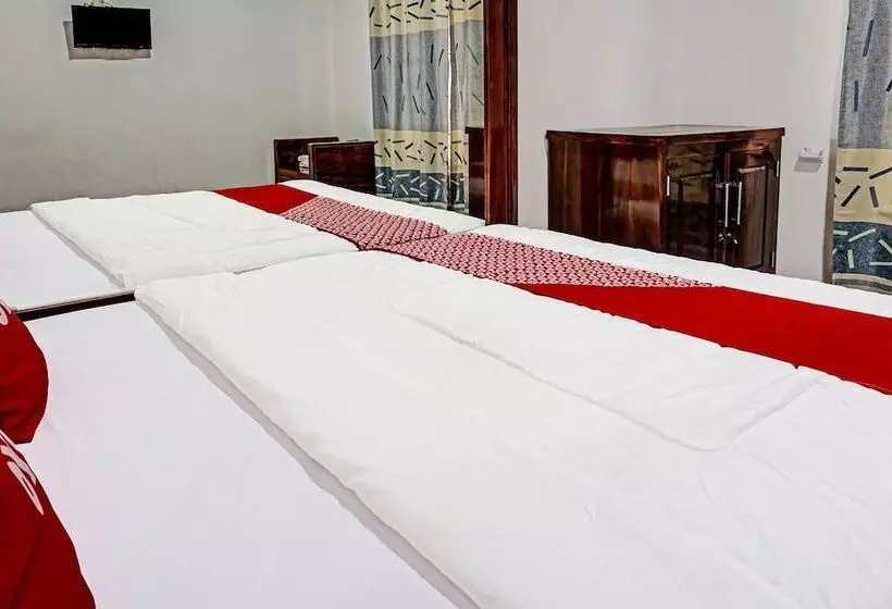 هتل Oyo 91679 Villa Juanda Syariah