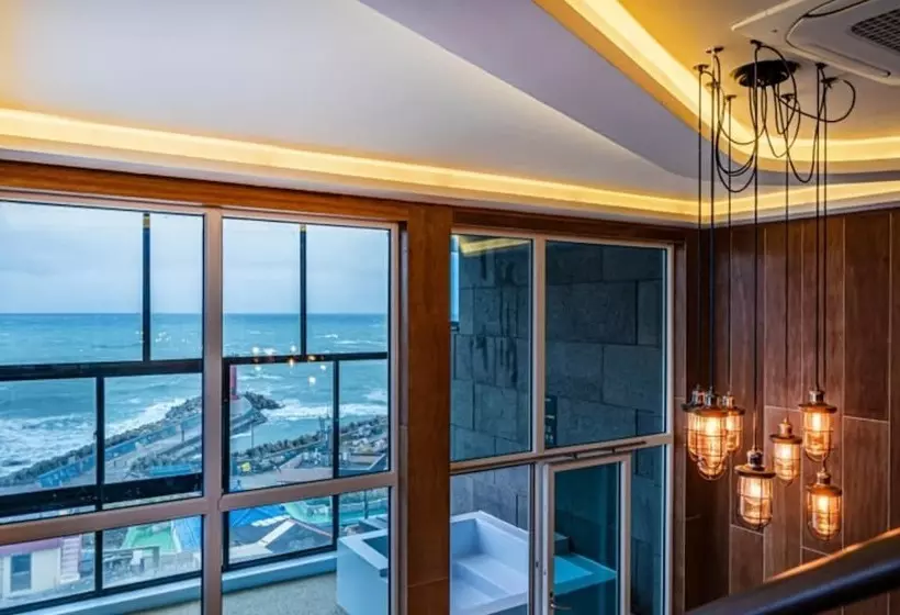 ホテル Pohang Soyu Garden Pool Villa