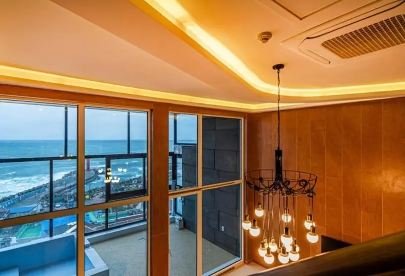 ホテル Pohang Soyu Garden Pool Villa