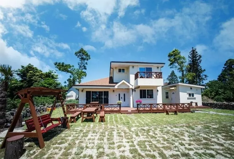 ホテル Seogwipo Mk House Pension