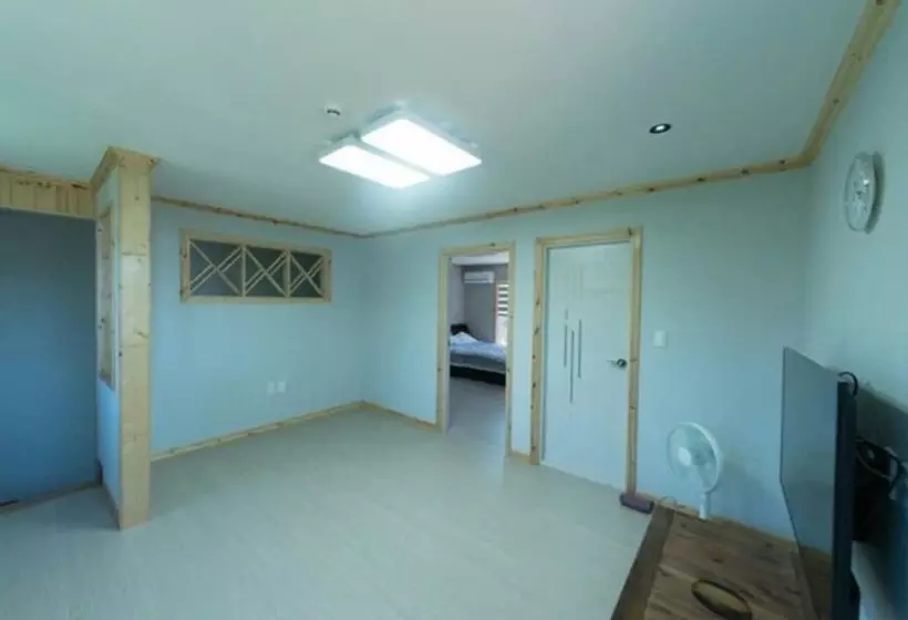 ホテル Seogwipo Mk House Pension