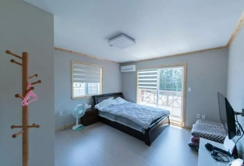 ホテル Seogwipo Mk House Pension