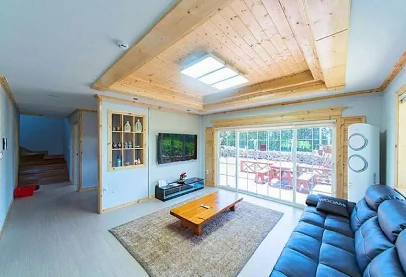 ホテル Seogwipo Mk House Pension