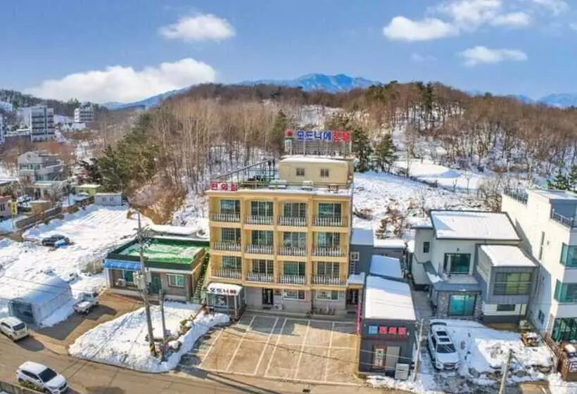 هتل Sokcho Scsantorini Pension