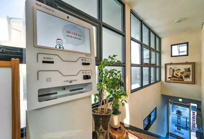 هتل Sokcho Scsantorini Pension