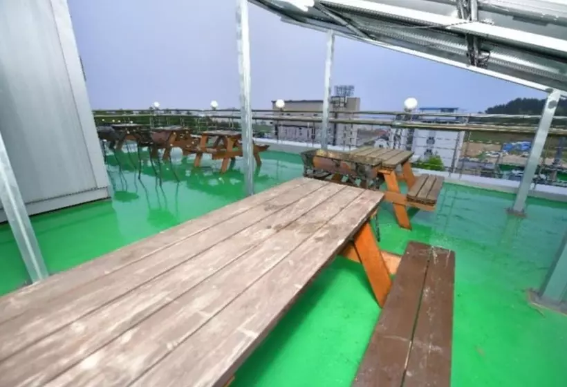 هتل Sokcho Scsantorini Pension