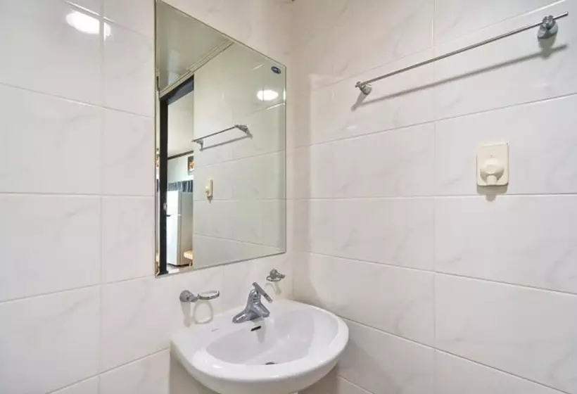 هتل Sokcho Scsantorini Pension