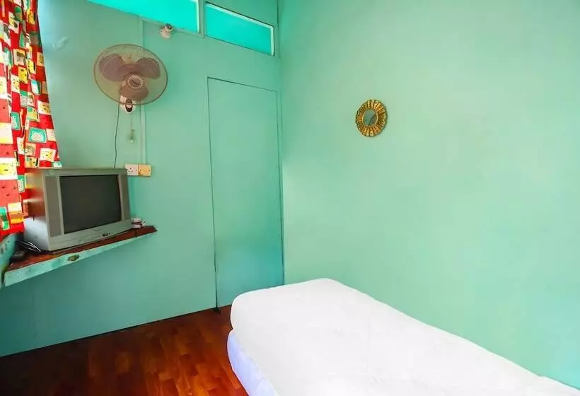 ホテル Spot On 91732 Rani Homestay Syariah