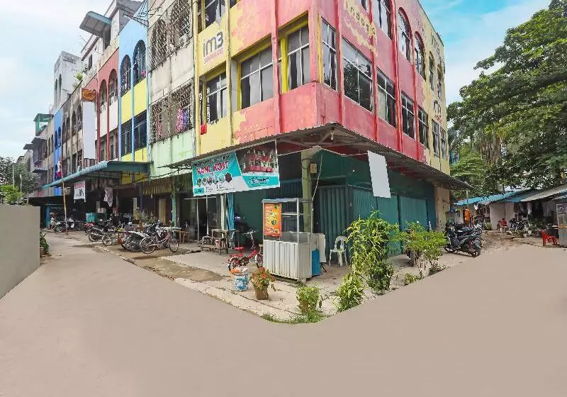 ホテル Spot On 91732 Rani Homestay Syariah