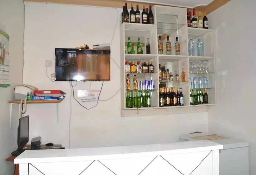 هتل Square Suites