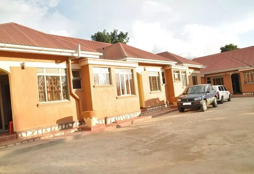 هتل Square Suites