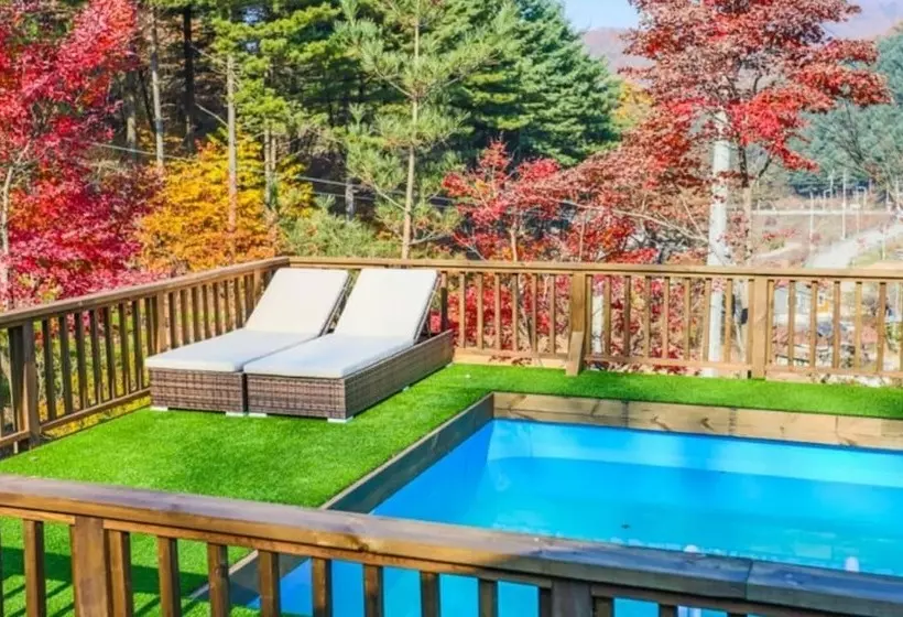 هتل Yangpyeong Dajian Forest Hill Pension