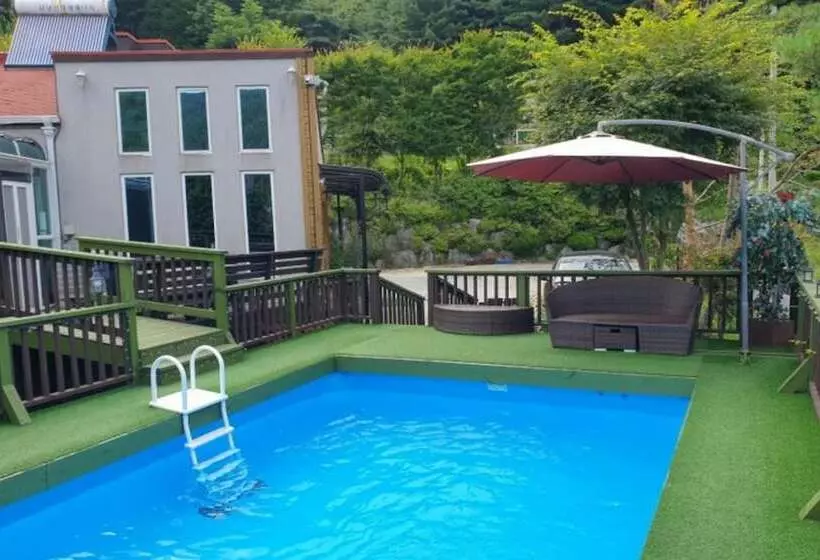 هتل Yangpyeong Dajian Forest Hill Pension
