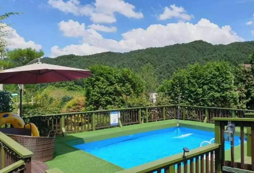 هتل Yangpyeong Dajian Forest Hill Pension