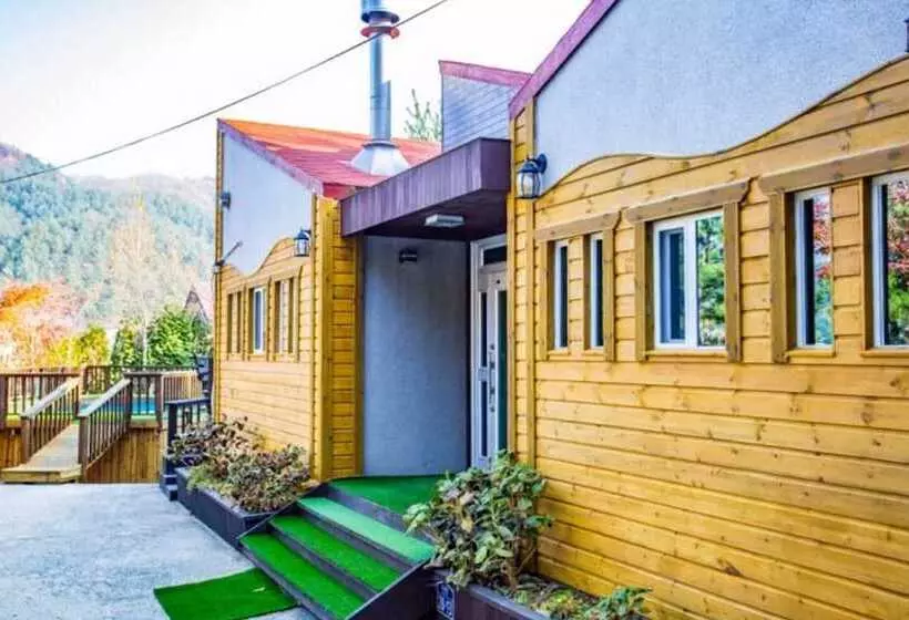 هتل Yangpyeong Dajian Forest Hill Pension