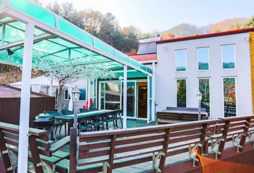 هتل Yangpyeong Dajian Forest Hill Pension