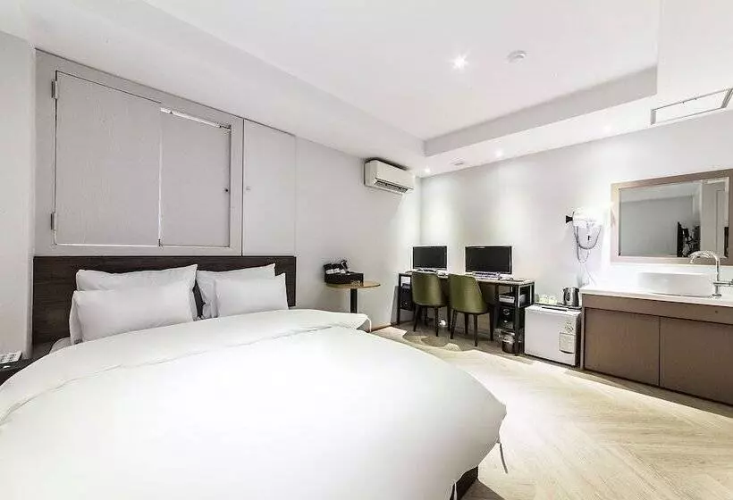 Oryu Bon Motel