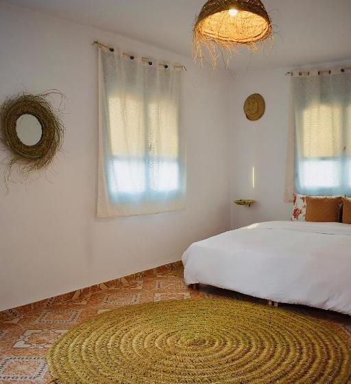 פנסיון Sunny Wave Taghazout Surf & Yoga