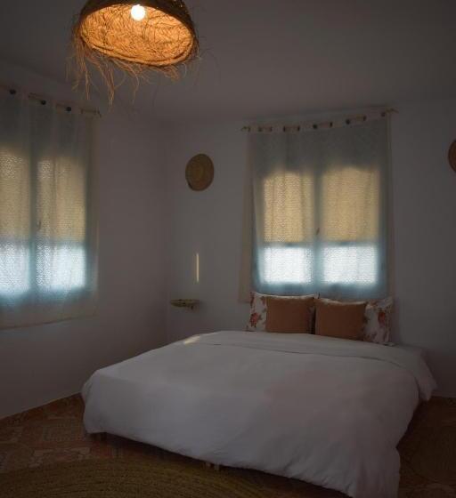 פנסיון Sunny Wave Taghazout Surf & Yoga