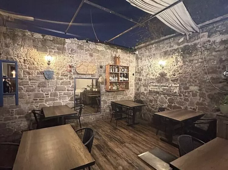 Alancha Otel