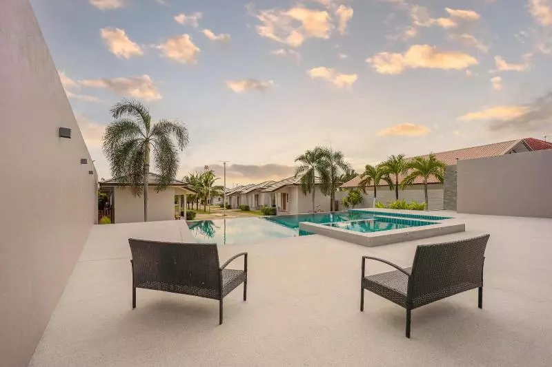 Hotelli Akard Private Villas Sattahip