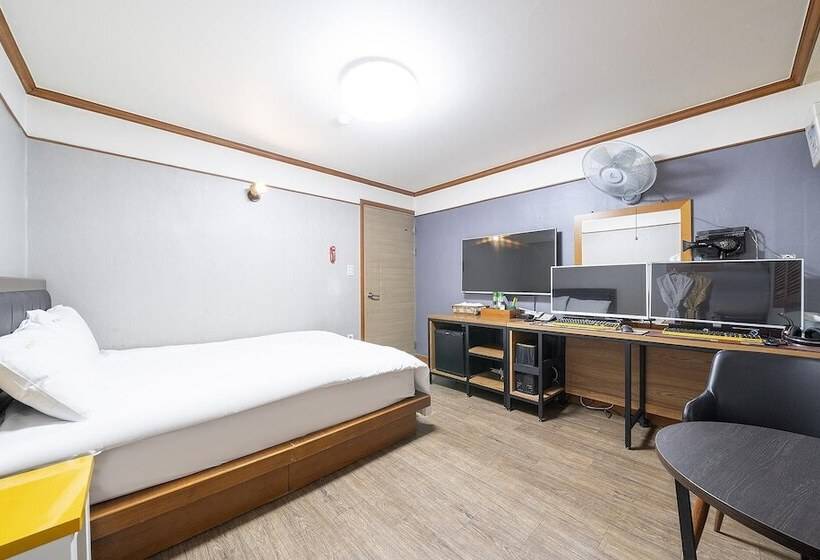 هتل Daejeon Shintanjin Valentine