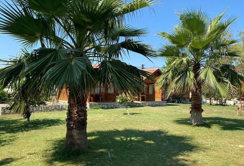 هتل Demre Sahildeki Ev Bungalov