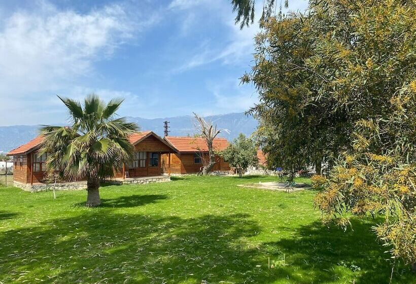 هتل Demre Sahildeki Ev Bungalov