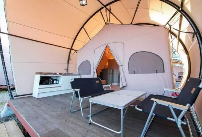 Hotelli Gangneung Basecamp Pension