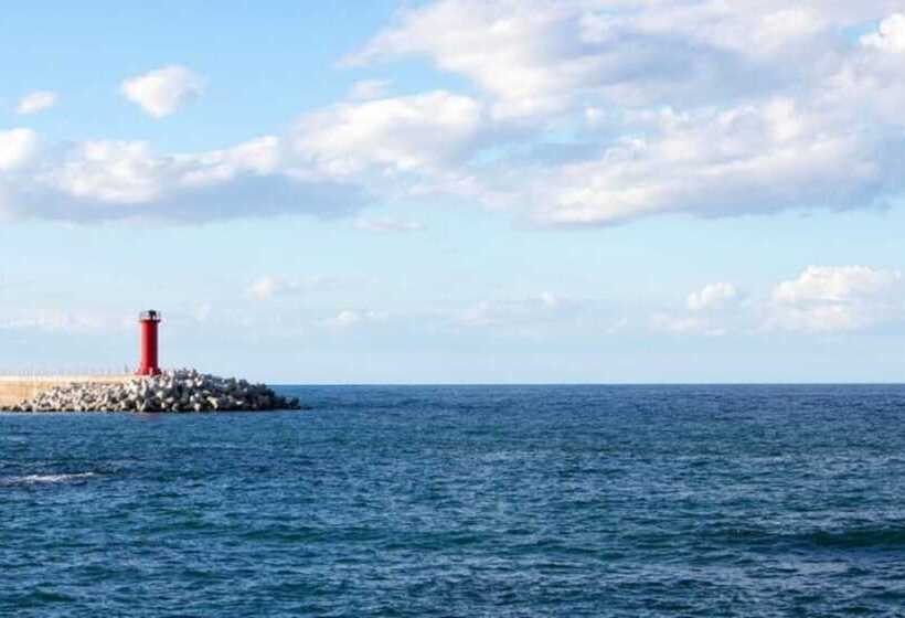 ホテル Gangneung Basecamp Pension