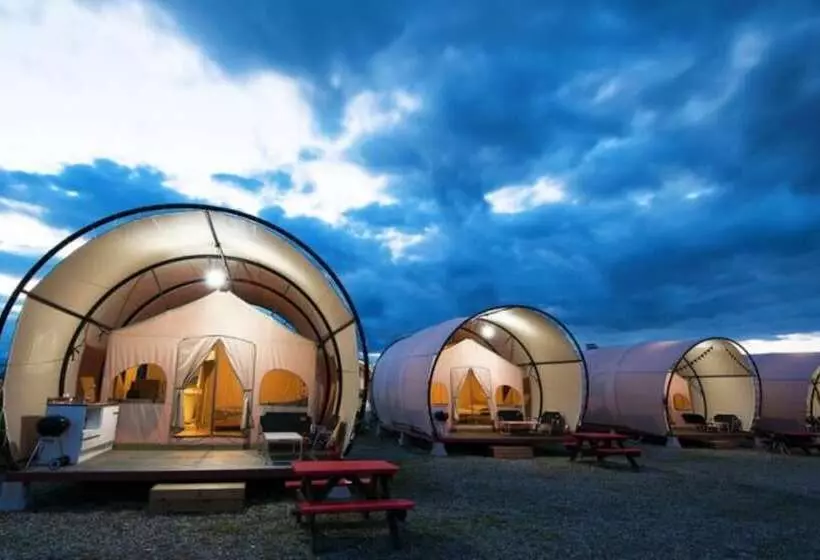 Hotelli Gangneung Basecamp Pension