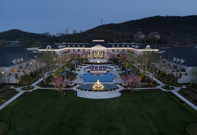 בית מלון כפרי Lvcheng Taohuayuan Huanglong