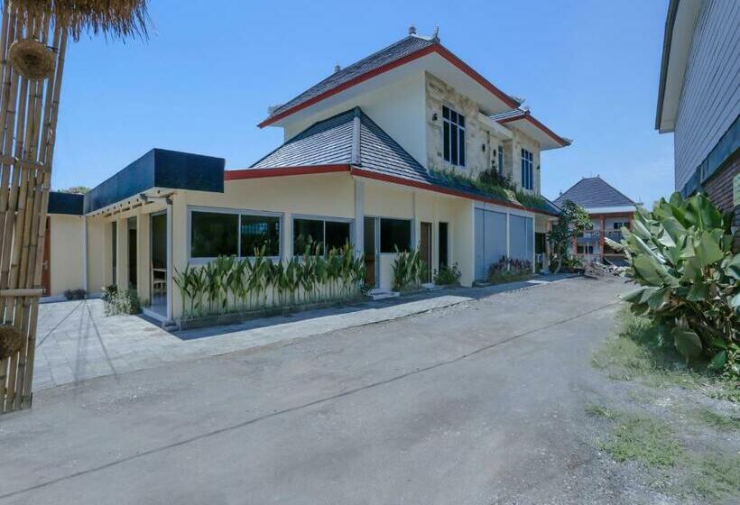 בית מלון כפרי Oyo 3974 Villa Kayyana