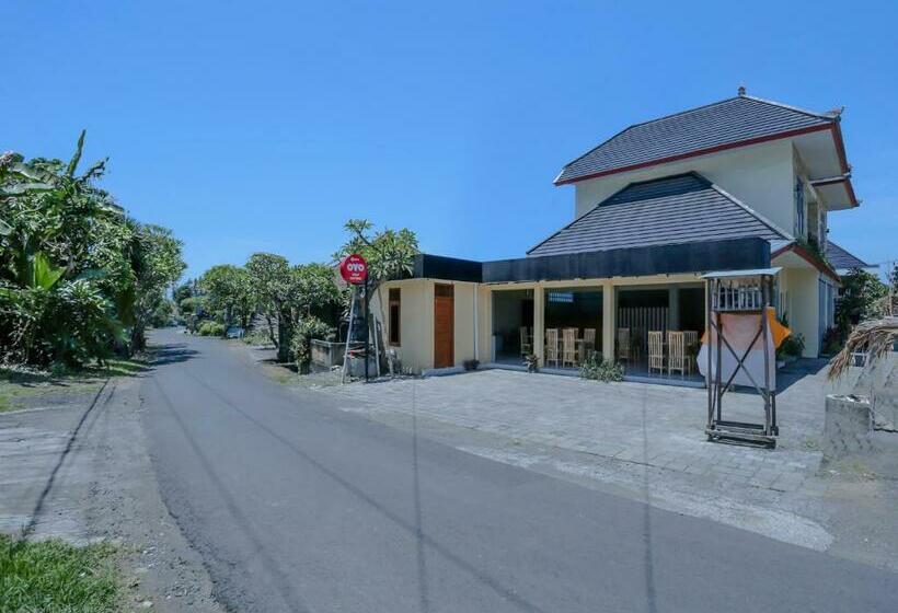 בית מלון כפרי Oyo 3974 Villa Kayyana