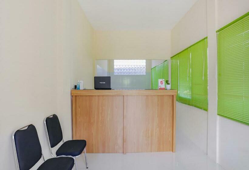 בית מלון כפרי Oyo 3974 Villa Kayyana