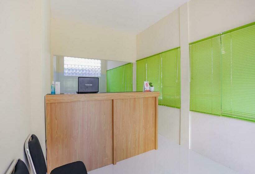 בית מלון כפרי Oyo 3974 Villa Kayyana