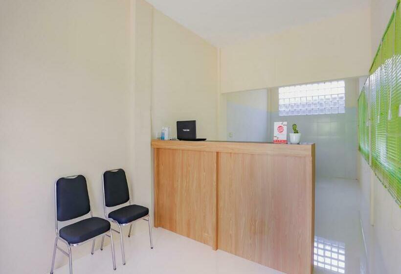 בית מלון כפרי Oyo 3974 Villa Kayyana