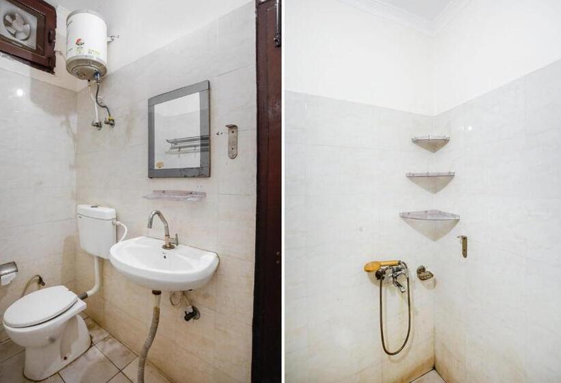 בית מלון כפרי O Av Residency Near Botanic Garden Of Indian Republic