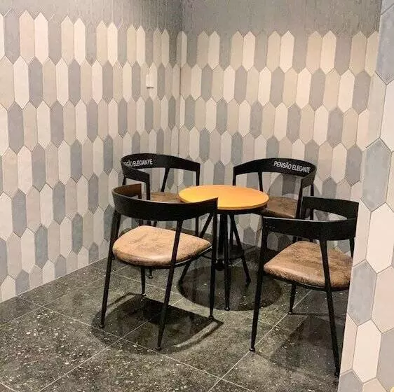 هتل Pensao Elegante