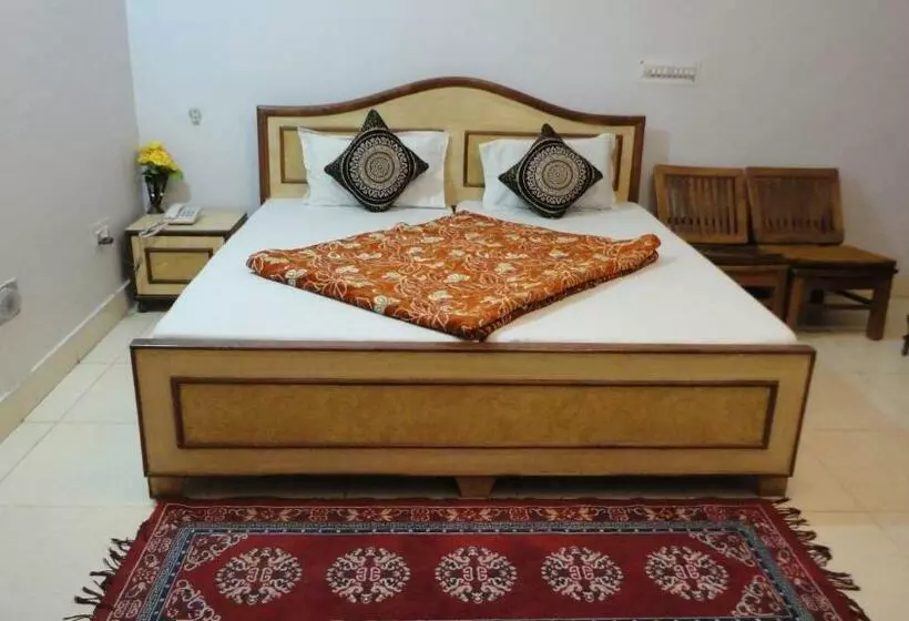 هتل Swarajya Palace