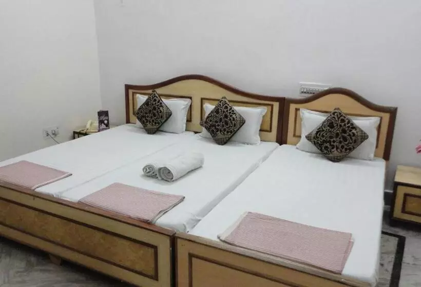 هتل Swarajya Palace