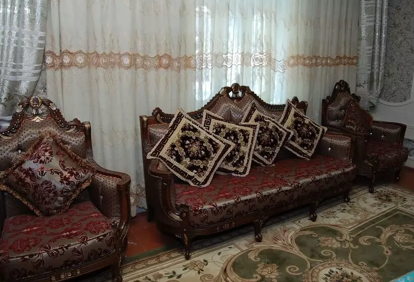 هتل Vodokanal Place Khorezm National House