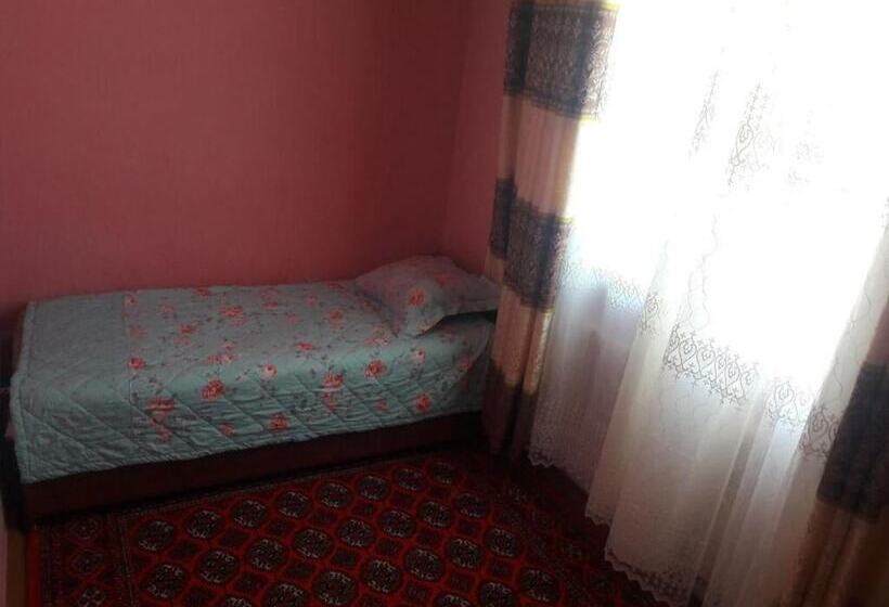 هتل Vodokanal Place Khorezm National House