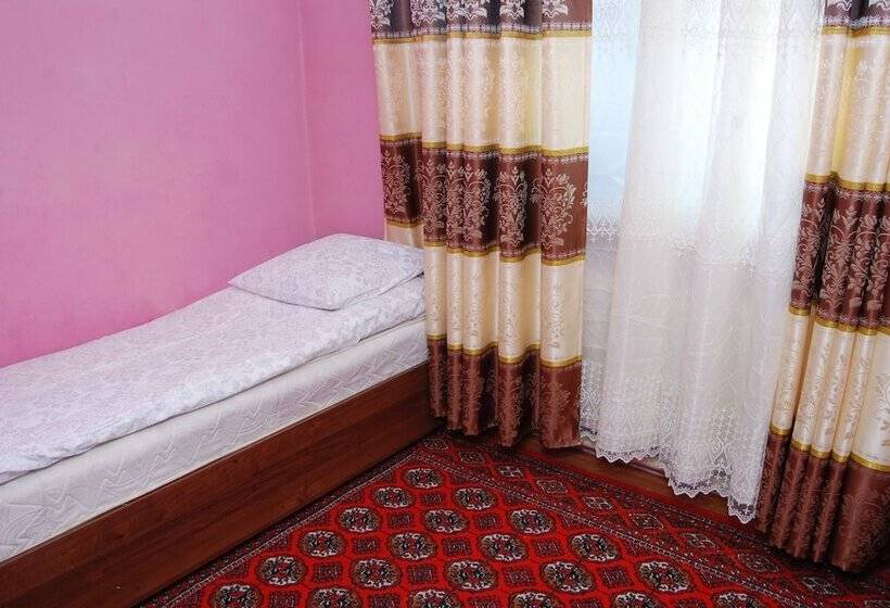 هتل Vodokanal Place Khorezm National House