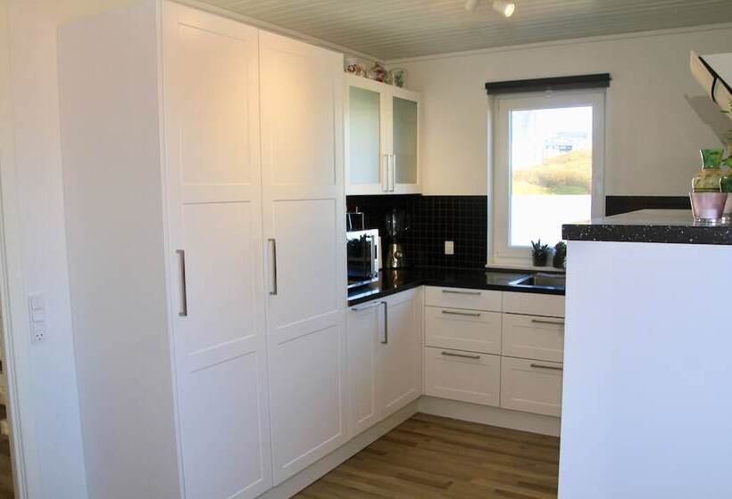 בית מלון כפרי Nordic Inn Thorshavn