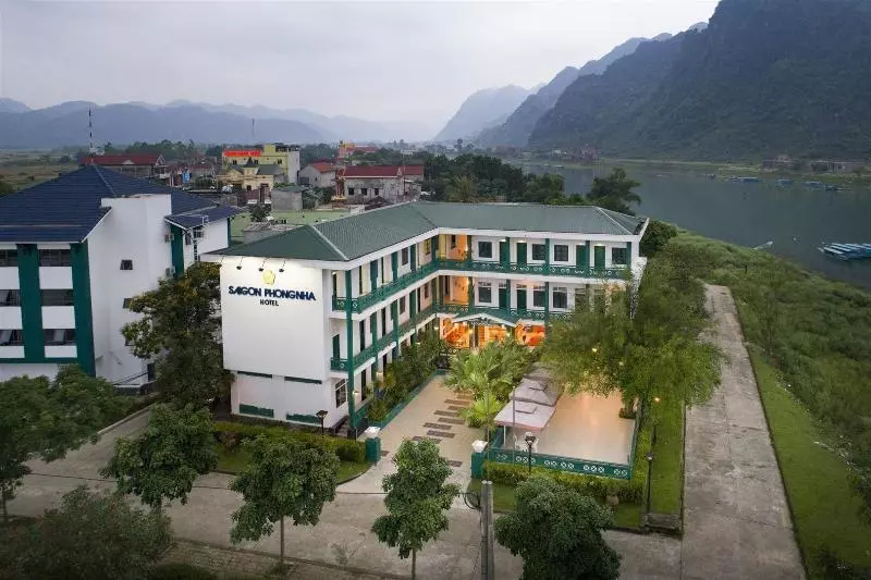 هتل Saigon Phong Nha